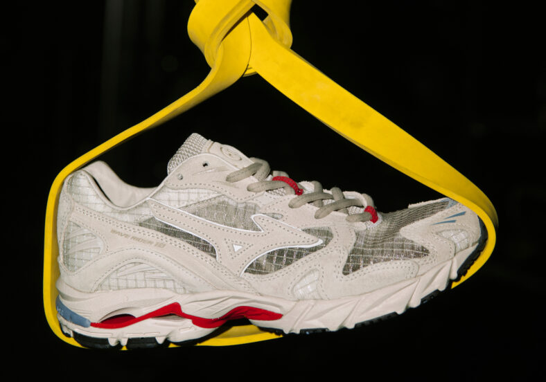 Erscheinungsdatum von Highsnobiety x Mizuno Wave Rider 10